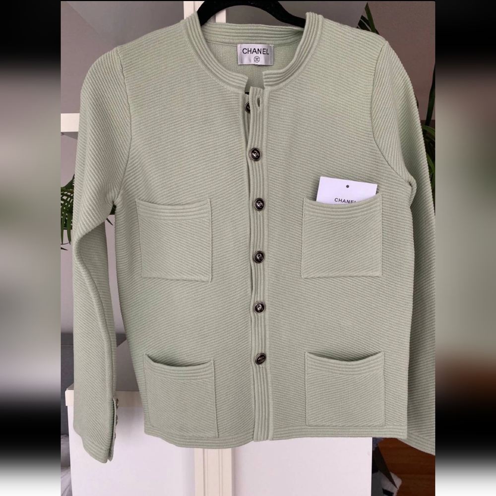 CHANEL Pistatio Jacket - size 40 (M)